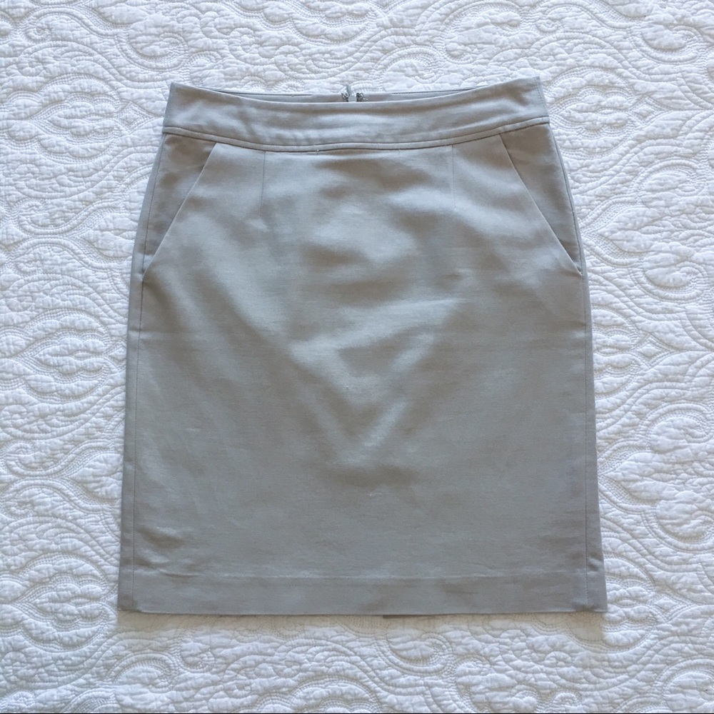 Banana Republic Factory Sateen Pencil Skirt